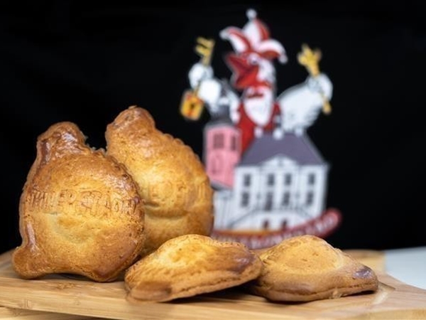 Tullepetaon gevulde koek